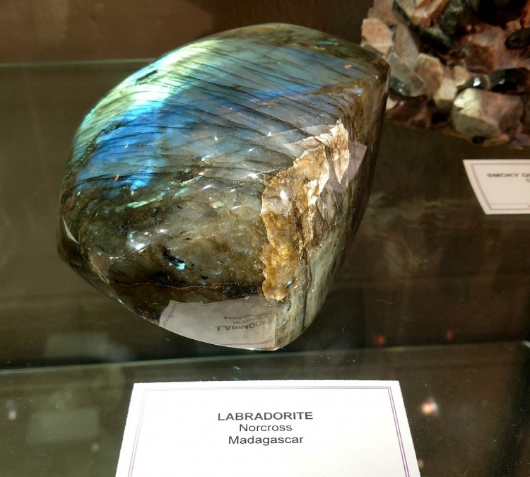 james-madison-university-mineral-museum-photo